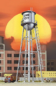 Walthers Cornerstone HO City Water Tower - Built-ups - Assembled - Silver