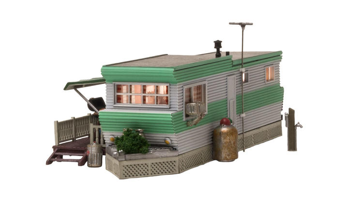 Chargez l&#39;image dans la visionneuse de la galerie, Woodland Scenics Grillin&#39; &amp; Chillin&#39; Trailer w/Lights - Built-&amp;-Ready(R) Landmark Structure(R) -- Assembled
