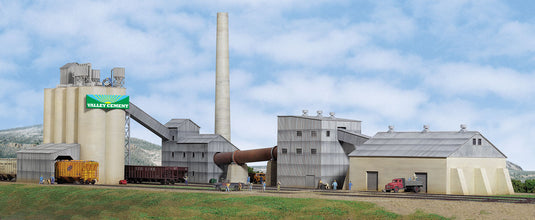 Walthers Cornerstone Valley Cement Plant -- Kit - Overall complex measures: 40-1/2 x 23-1/4 x 11.5  102.8 x 59 x 29.2cm