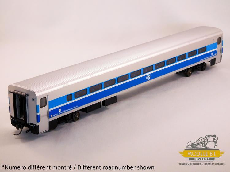 Chargez l&#39;image dans la visionneuse de la galerie, Rapido Trains P-S Comet Commuter car AMT Set #1 (1 cab #720 car &amp; 2 coaches #728 &amp; #701)
