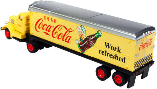 Chargez l&#39;image dans la visionneuse de la galerie, Classic Metal Works White WC22 Tractor with 32&#39; Aerovan Trailer Coca-Cola (Yellow)
