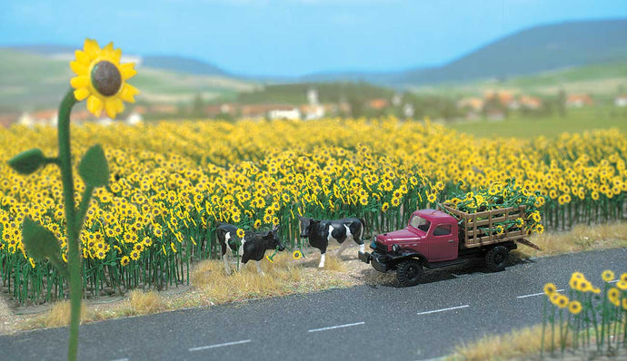 Walthers SceneMaster Sunflower Field Kit