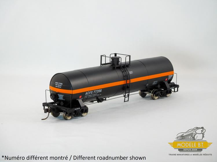 Chargez l&#39;image dans la visionneuse de la galerie, Atlas Master Line ACF 17,360-Gallon Tank Car - ACFX 77347 (black, orange)
