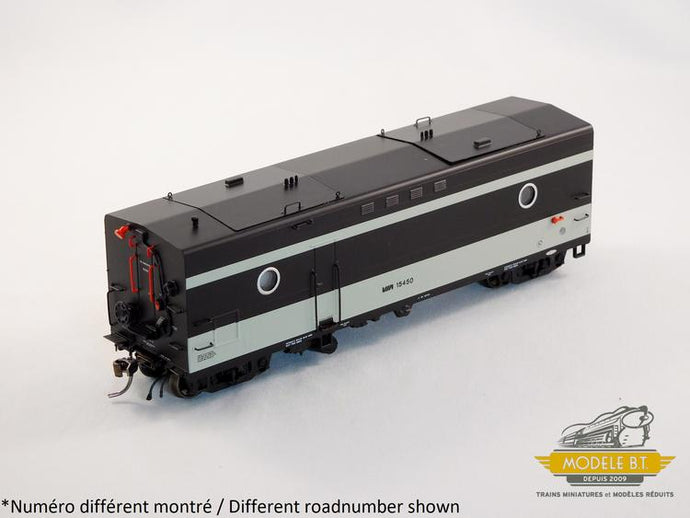 Rapido Trains Steam Heater Car (SGU) VIA-CN (Black & Gray) #15450 with sound