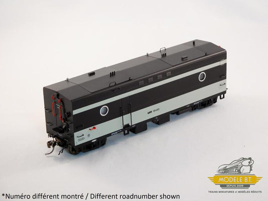 Rapido Trains Steam Heater Car (SGU) VIA-CN (Black & Gray) #15450 with sound