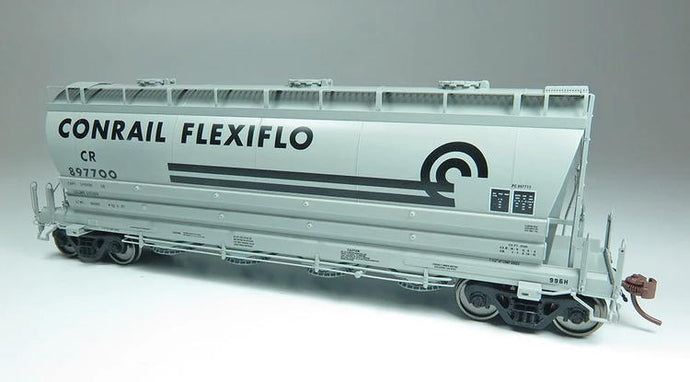 Rapido Trains HO ACF Flexi Flo: CR #897777 Billboard Repaint (996H) - In Service 1976