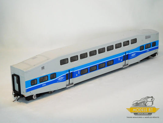 Rapido Trains HO BBD BiLevel Commuter Car - AMT Montreal 3 car set