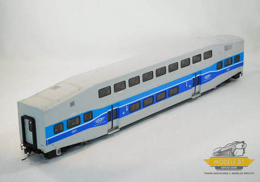 Rapido Trains HO BBD BiLevel Commuter Car - AMT Montreal 3 car set