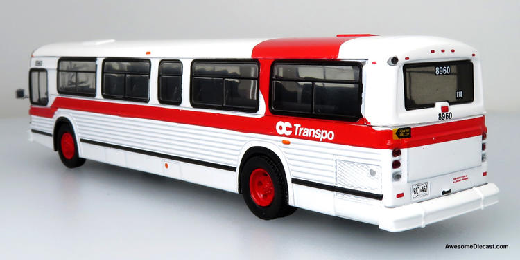 Chargez l&#39;image dans la visionneuse de la galerie, Iconic Replicas 1:87 1989 MCI Classic Transit OC Transpo Ottawa
