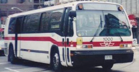 Iconic Replicas 1:87 1999 TMC RTS Transit Bus : TTC Toronto