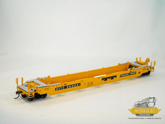 Athearn HO RTR 48' Husky Stack Well, DTTX #56001