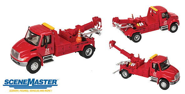 Walthers SceneMaster HO International 4300 Tow Truck - Red