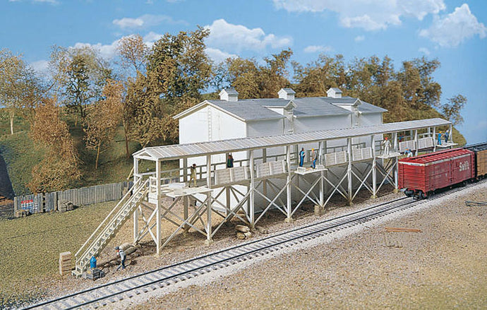 Walthers Cornerstone HO Icehouse and Platform - Kit