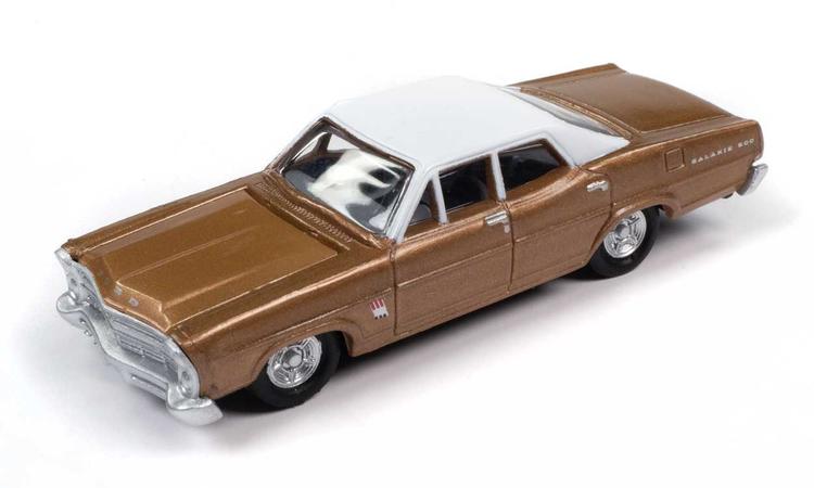 Chargez l&#39;image dans la visionneuse de la galerie, Classic Metal Works HO 1967 Ford Galaxie - Burnt Amber, White
