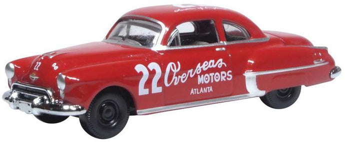 Oxford Diecast HO 1949 Oldsmobile Rocket 88 - Overseas Motors 22 (red, white)